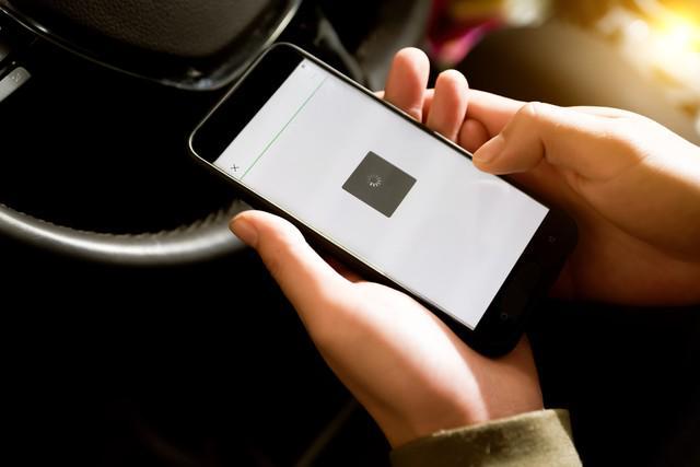 手机多久换一次合适_内存不足cpu会占用吗?_影响手机使用寿命的因素