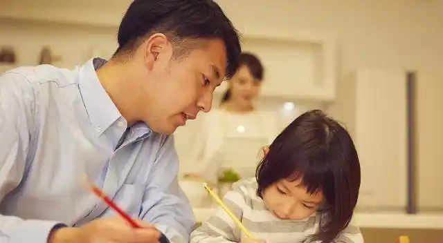女大学生血腥遇害，拒绝搭讪遭刺杀，法律责任引发热议
