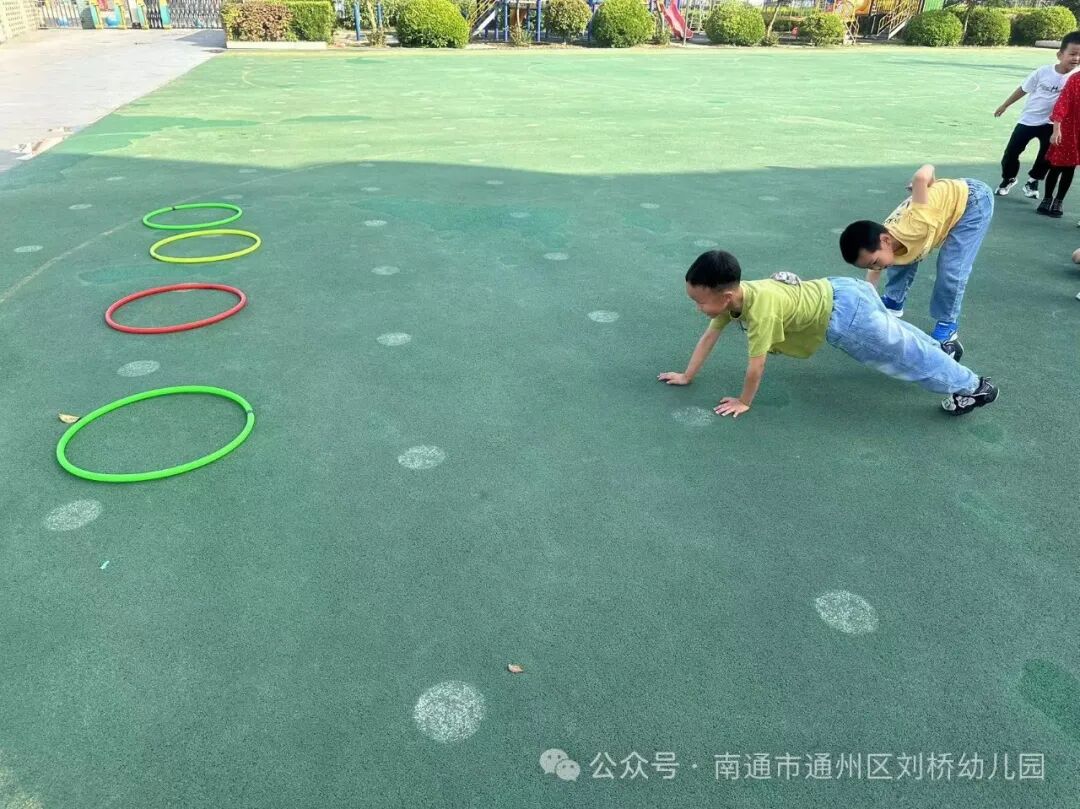 沙包里面可以放什么_沙包游戏规则图片设计_幼儿沙包游戏玩法