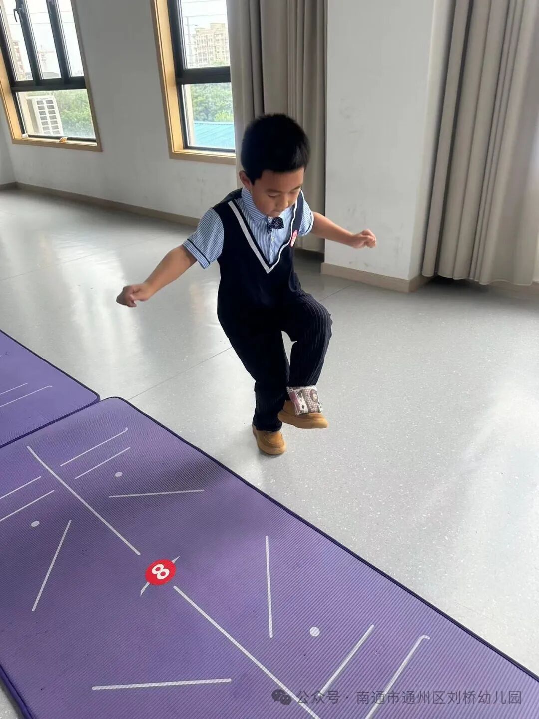 沙包里面可以放什么_沙包游戏规则图片设计_幼儿沙包游戏玩法