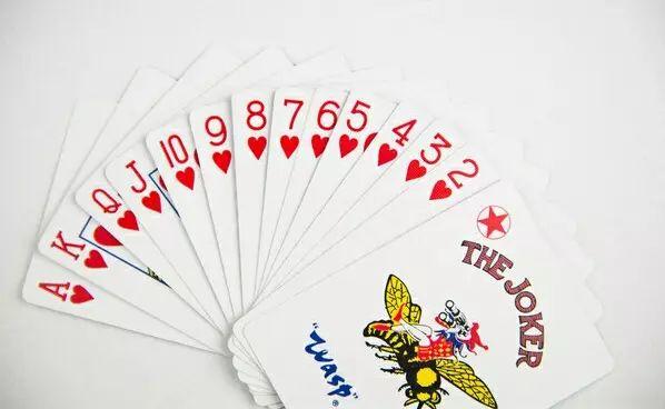 纸牌游戏规则介绍_幼小衔接数学能力专项训练_3-6岁数学启蒙扑克牌游戏