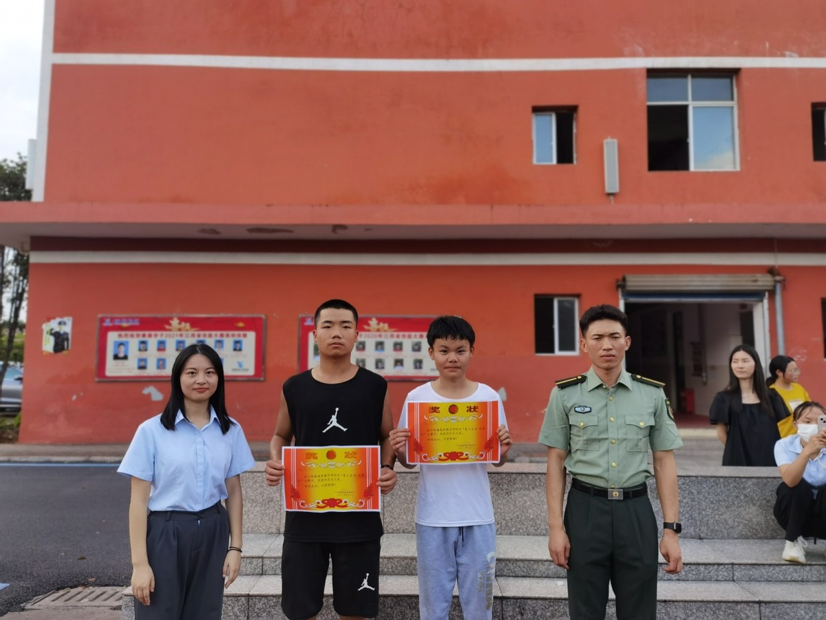 趣味吃西瓜比赛规则_吃西瓜比赛游戏规则_吃西瓜比赛的游戏还能叫什么