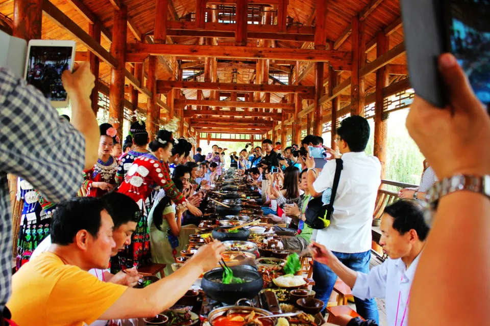贵州旅游必去的15个景区，去过一半已经此生无憾，你去过了几个