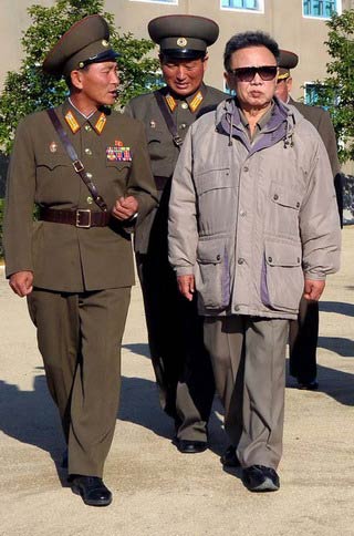 各国领导人都穿什么鞋？