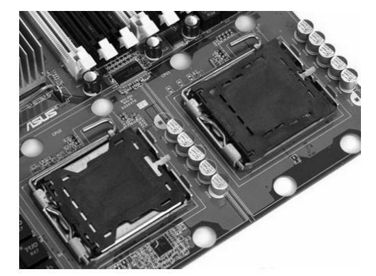 硬盘插座使用方法_服务器能插多少块硬盘_插硬盘的设备