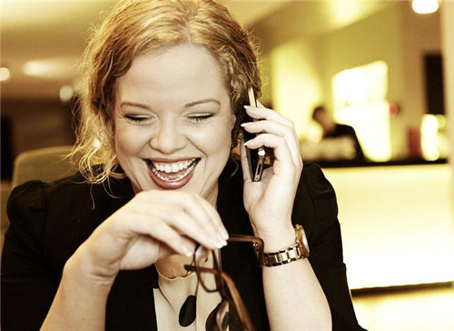 上班时间偷懒的时候不妨尝试这些养生法！