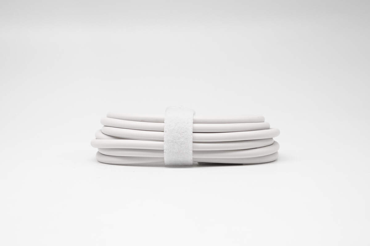 小新2C1A三口氮化镓适配器性能测试_联想小新105W氮化镓充电器评测_联想电脑电源线通用吗