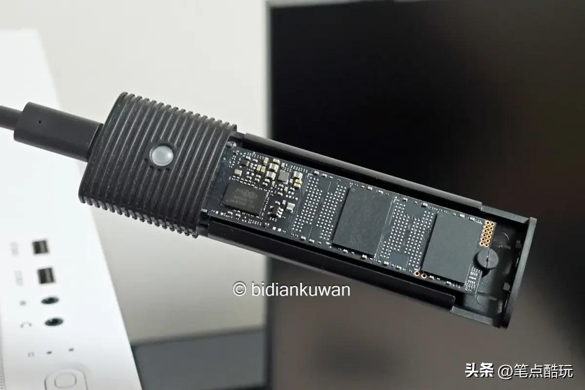 主板问题导致硬盘读写慢_低延迟m.2扩展卡选择_主板两个m.2插槽装三块硬盘方案