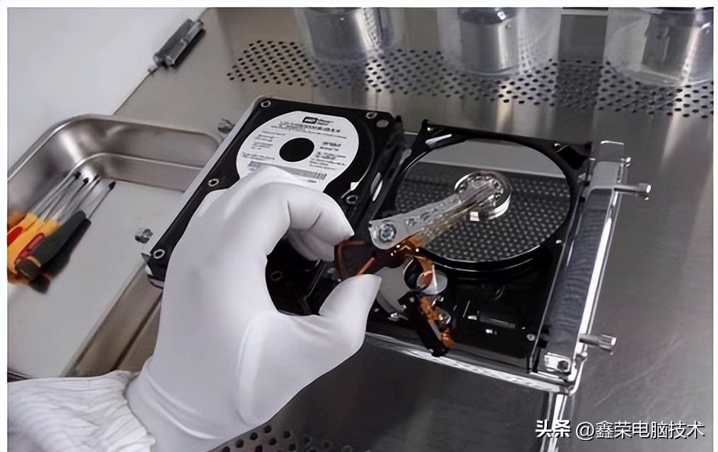 主板问题导致硬盘读写慢_机械硬盘固态硬盘M2二次利用改造_电脑闲置硬盘处理方法