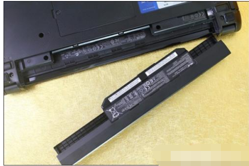 笔记本电脑电池充电问题解决方法_笔记本电池无法充电修复_笔记本电脑主板电池如何取下