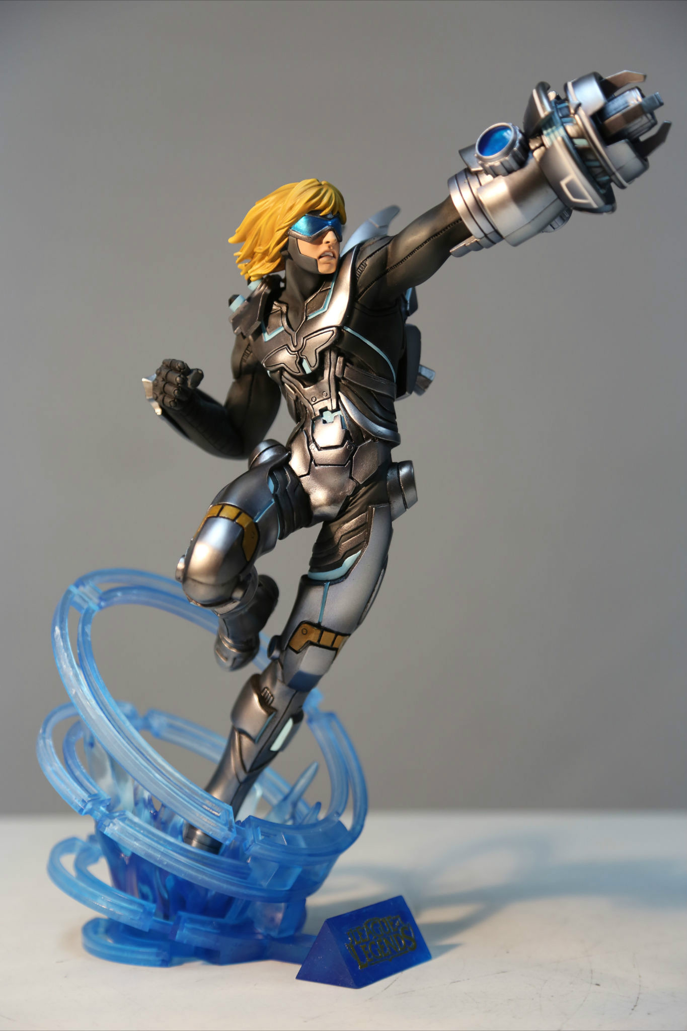 LOL源计划周边_源计划周边任务活动_ez未来战士皮肤