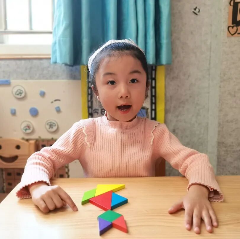 七巧板拼图游戏_七巧板幼儿园活动_智力拼图游戏