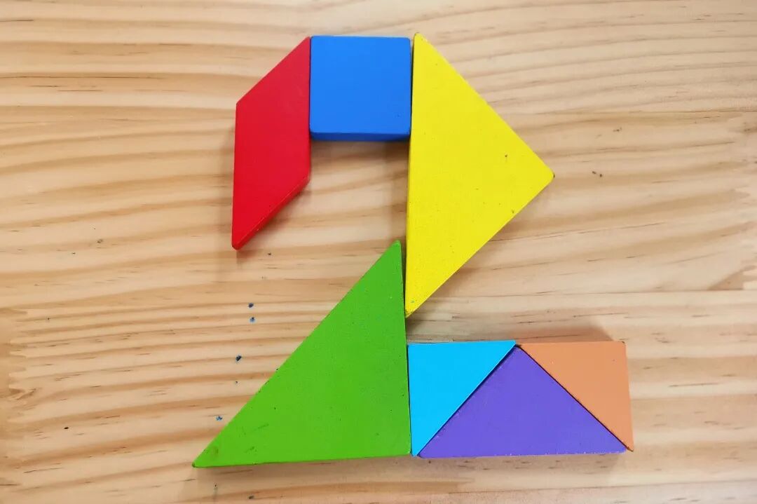 七巧板拼图游戏_智力拼图游戏_七巧板幼儿园活动