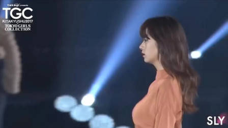 颜值、身材聚集一身的模特，真不知道怎么发育的