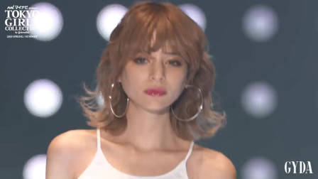 美女走秀微微抖动，这镜头给的，一秒钟也不想放过