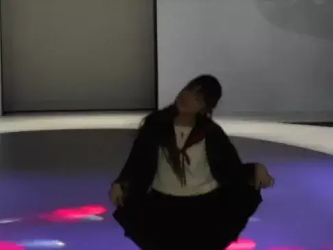 美女姐姐台上热舞，真是百看不腻啊