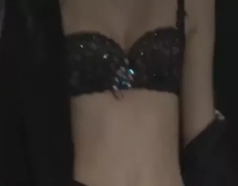 外国时尚内衣秀，画面一出来，我脸红了