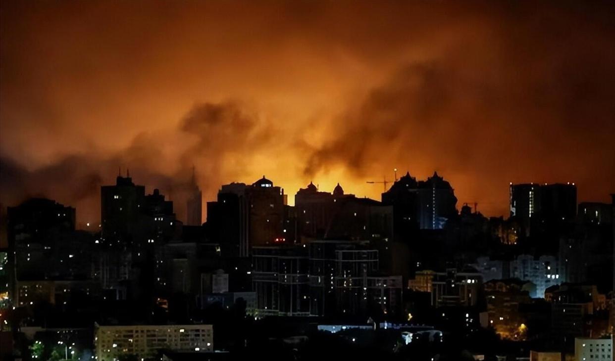 基辅寒夜生存困境_www.xw188.com_基辅撤离潮