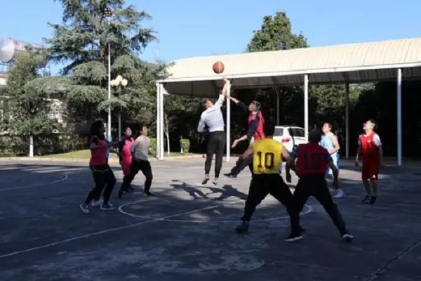 趣味呼啦圈游戏规则_天旋地转神射手比赛规则_趣味篮球赛项目