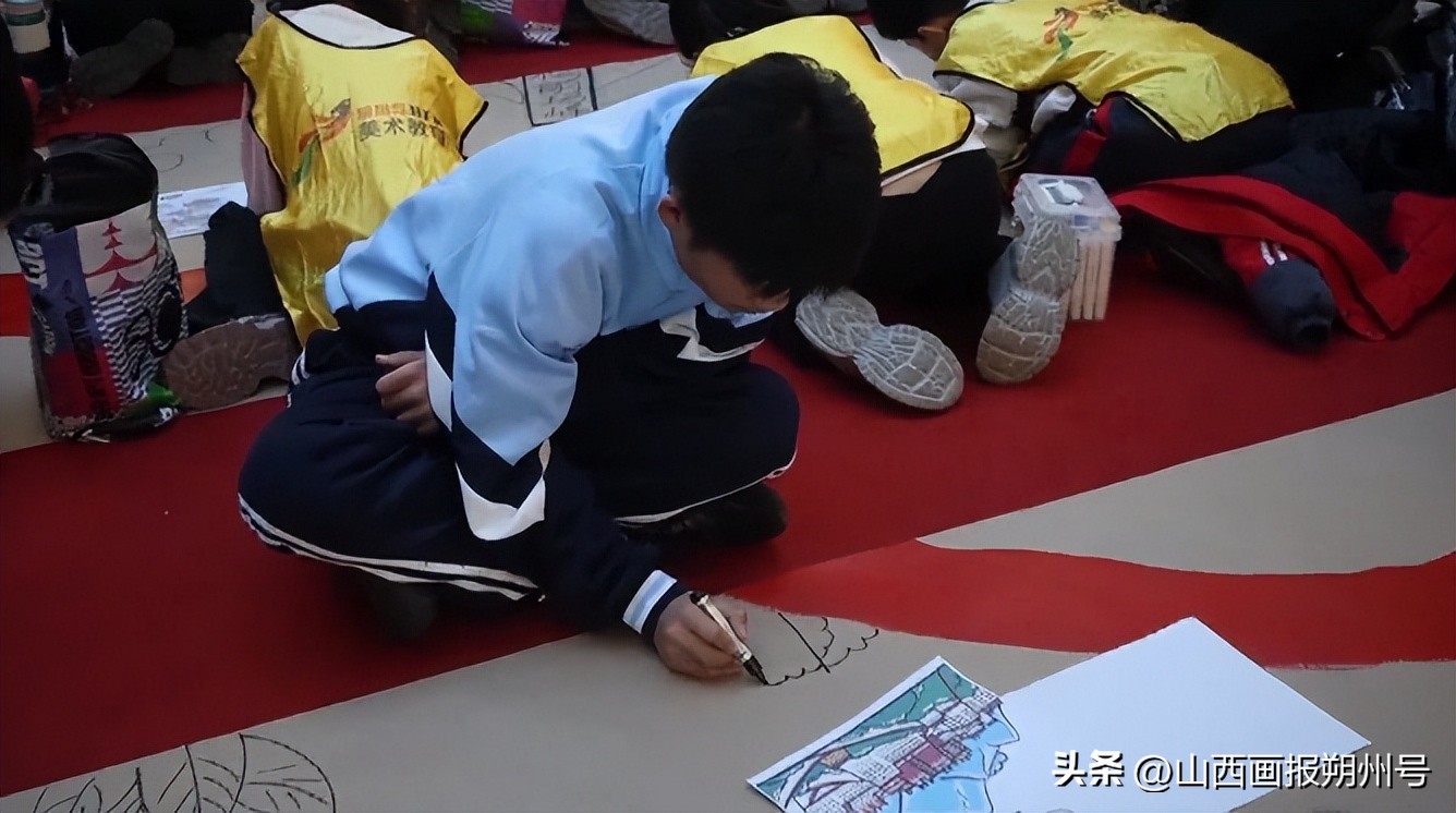 公益活动 聋哑学校 绘画_画画幼儿