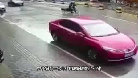 碰瓷党遇上女司机，别以为不敢撞你，男子当场被活活撞飞！